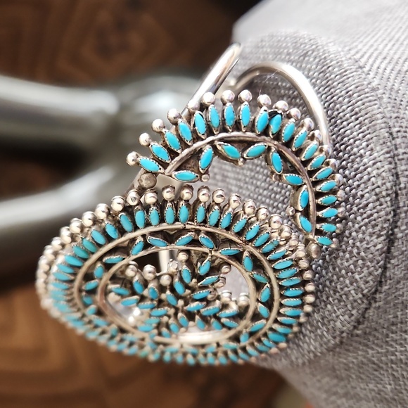 Amazing Vintage Native American Zuni Petit Point Turquoise Inlay Bracelet 💙 - Picture 4 of 13
